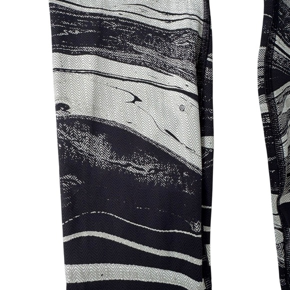 Lululemon Speed Wunder Tight (Nulux) Marbled Mix 50G White Black Size 6 - Picture 2 of 13